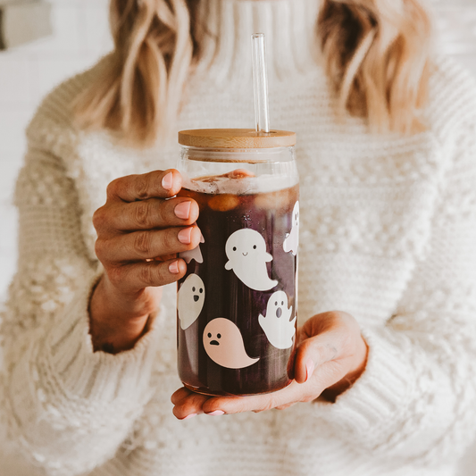 Sweet Water Decor, Cute Ghost Glass Can Tumbler With Straw 17oz Glass Tumblers