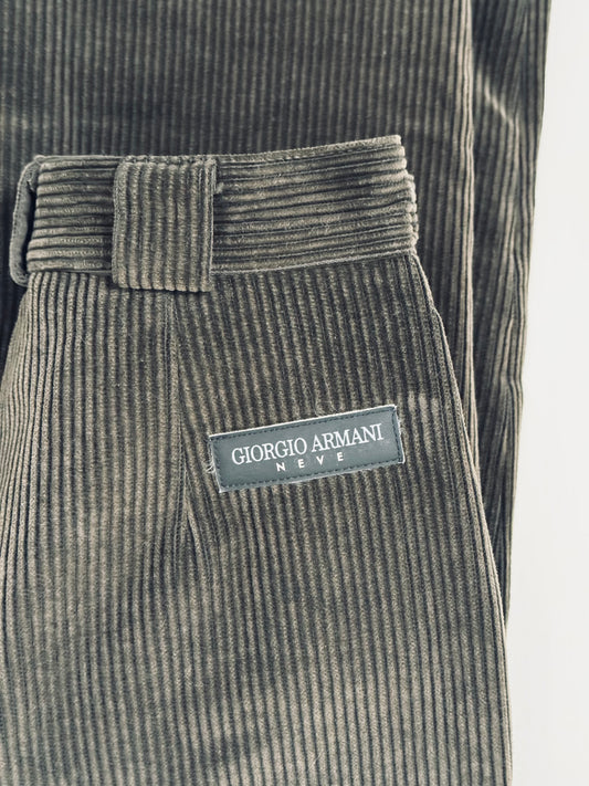 Giorgio Armani, Neve High Rise Olive Ribbed Corduroy Pants with Heel Socks S40 Vintage Retired Style