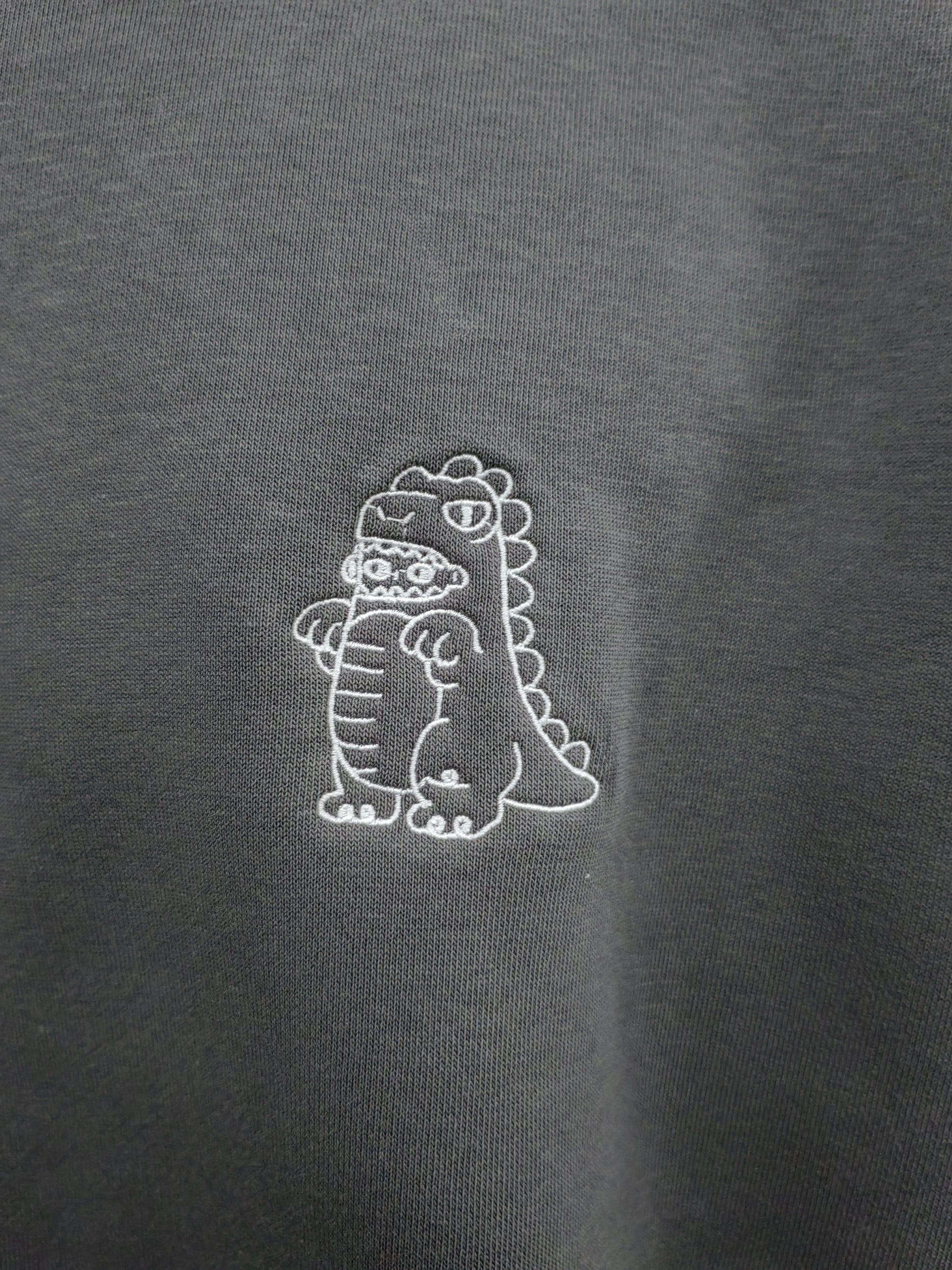 KYOURYUU: Embroidered long-sleeve thick sweater-2