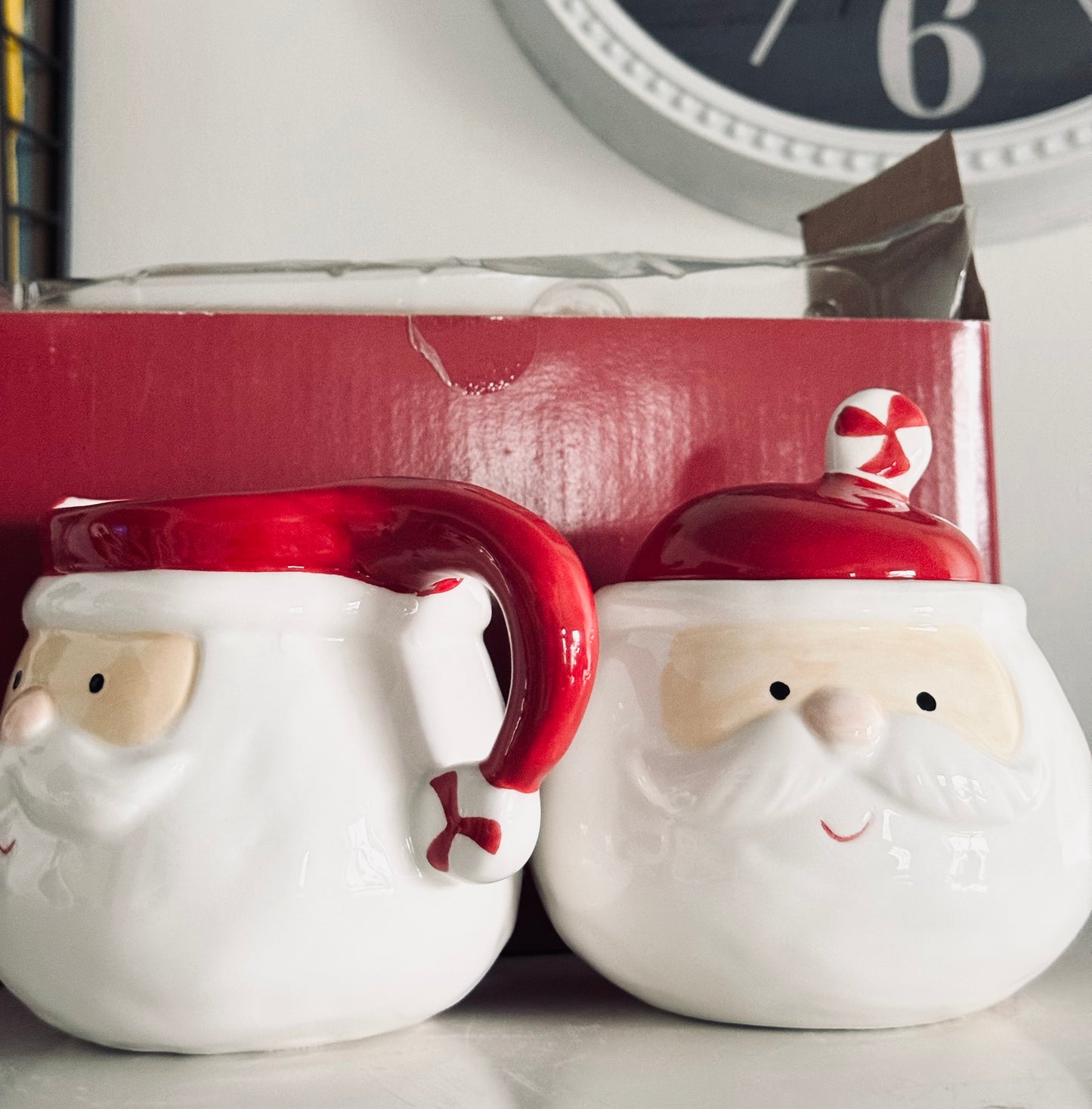 Rae Dunn, Magenta Home, Holiday Santas Cream & Sugar Set Kitchen Accents