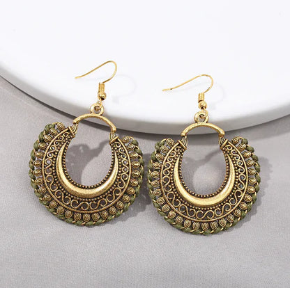 Delicate Boho Women's Earrings with Retro Tassels