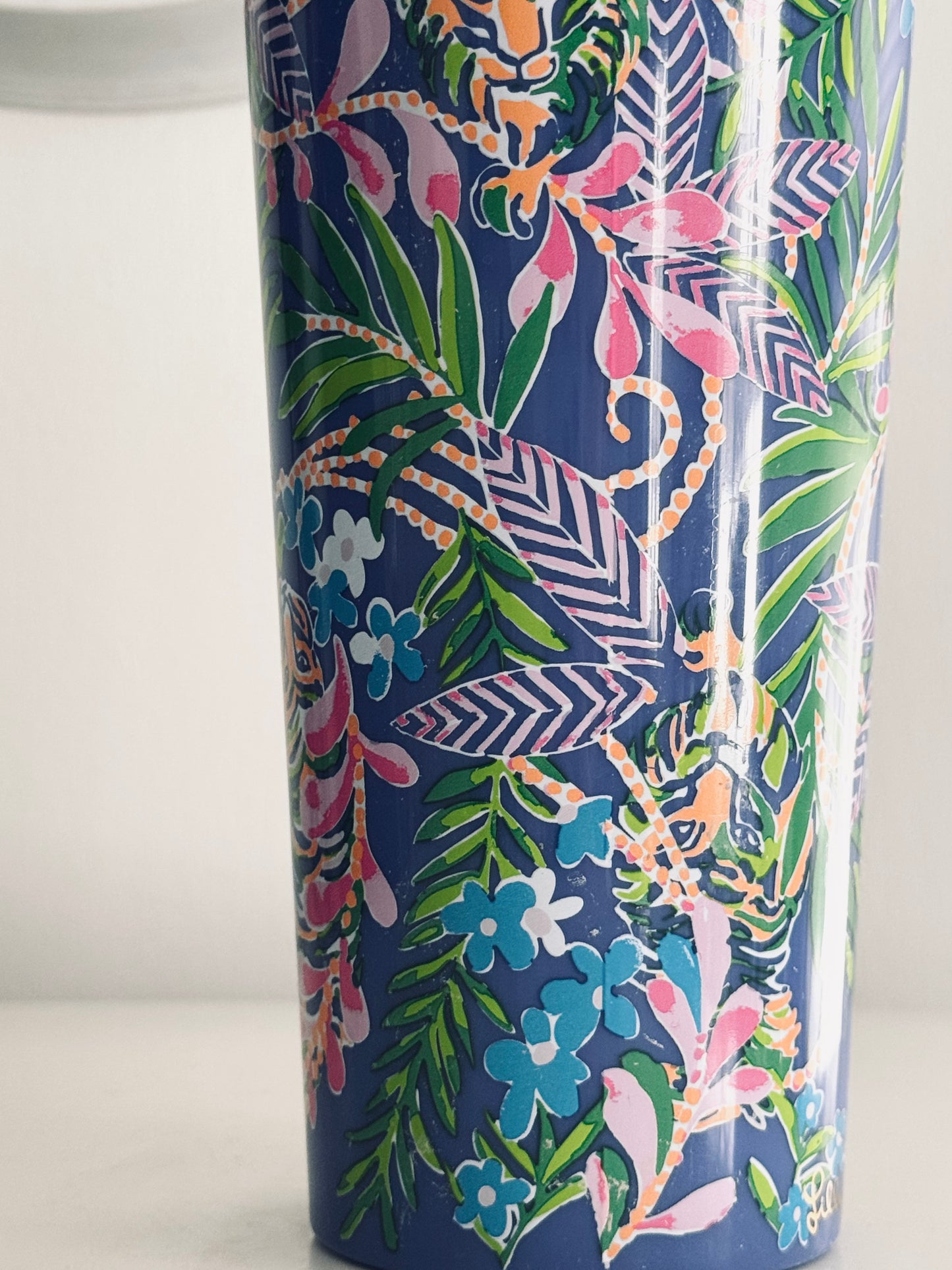 Lilly Pulitzer, Insulated Tumbler Lid & Straw 24Oz, Style How Do You Like Me Prowl