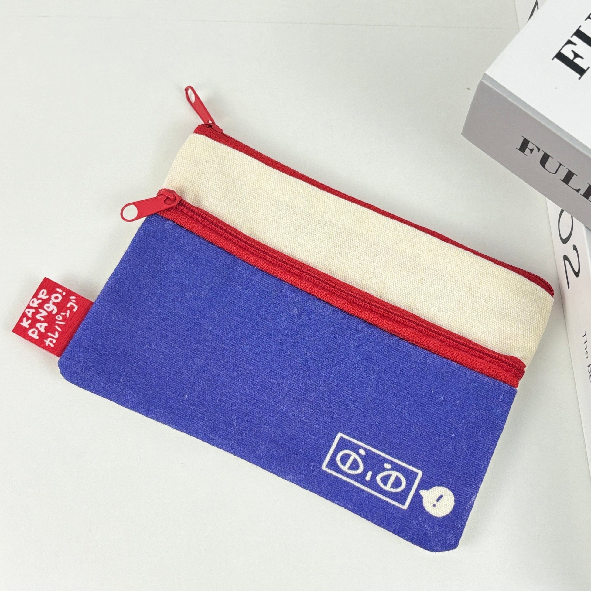 SHAI: Canvas cosmetic bag with pocket-4