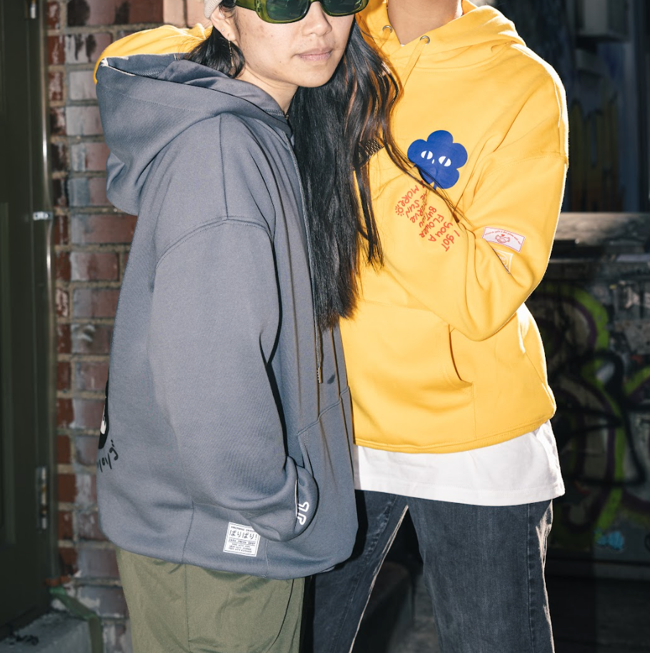 UKIUKI: Screenprinted thick hoodie-1