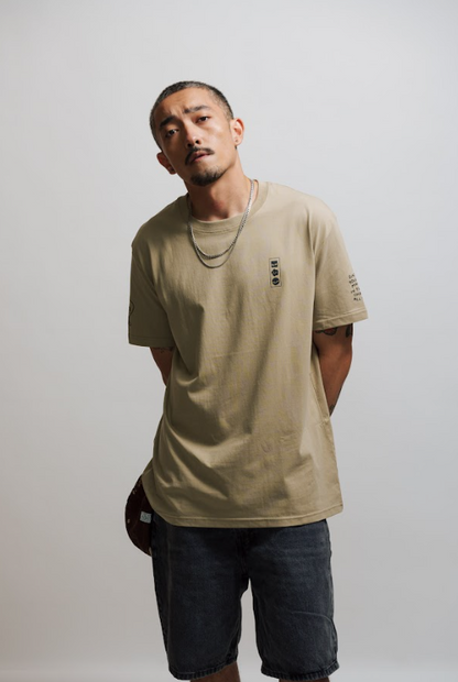 ESSENTIALS: short sleeve t-shirt-3