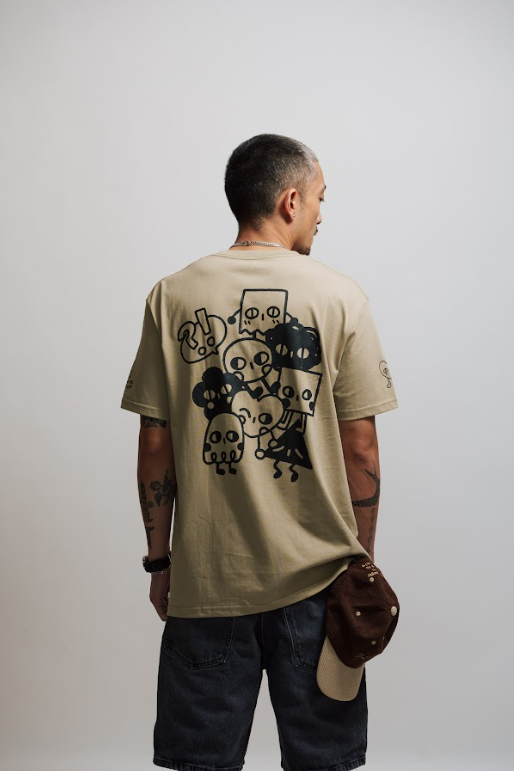 ESSENTIALS: short sleeve t-shirt-4