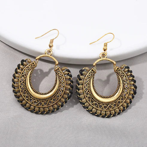 Delicate Boho Women's Earrings with Retro Tassels